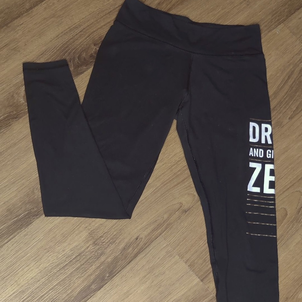 Aeropostale yoga pants leggings ankle or mid calf “Drop and Give me Zen”
